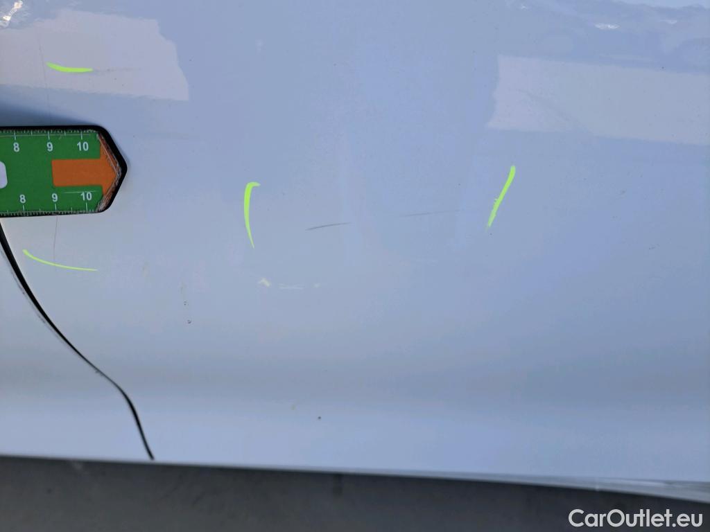  KIA  Cee'd KIA Ceed / 2021 / 5P / berlina con portón 1.0 T-GDi 74kW (100CV) Drive #9