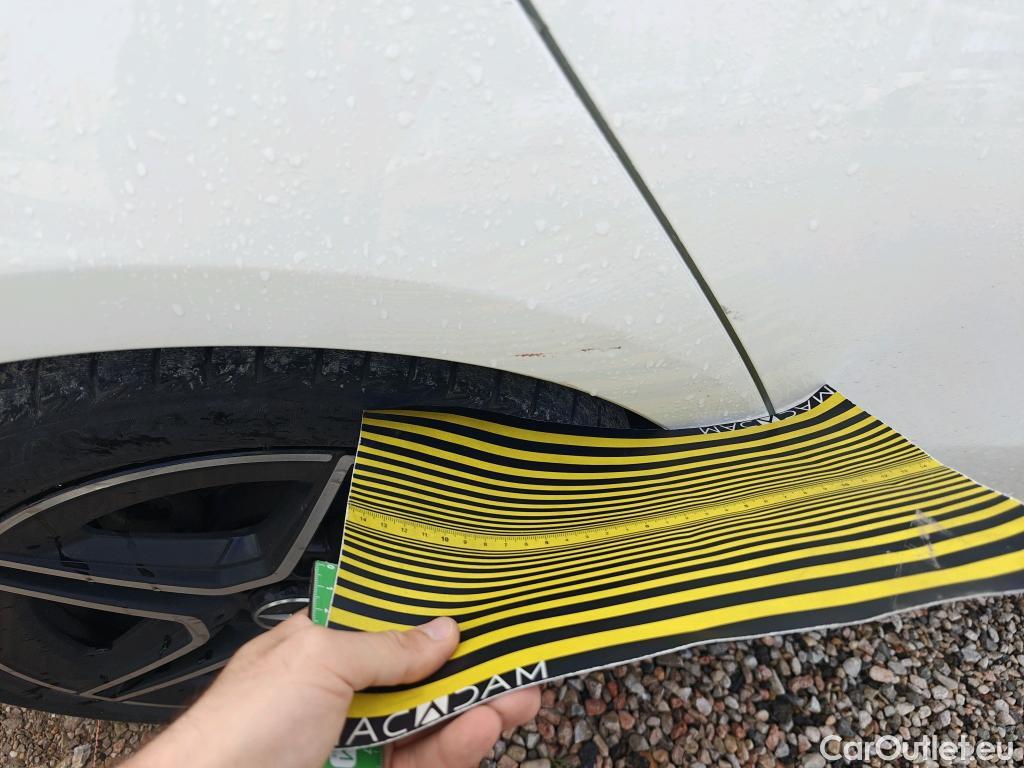  Mercedes  A-Klasse MERCEDES-BENZ Clase A / 2018 / 5P / berlina con portón A 180 d #9