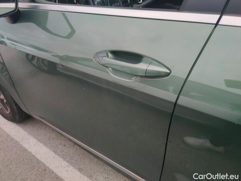  KIA  Sportage KIA  / 2022 / 5P / todoterreno 1.6 T-GDi 110kW (150CV) Concept 4x2 #5