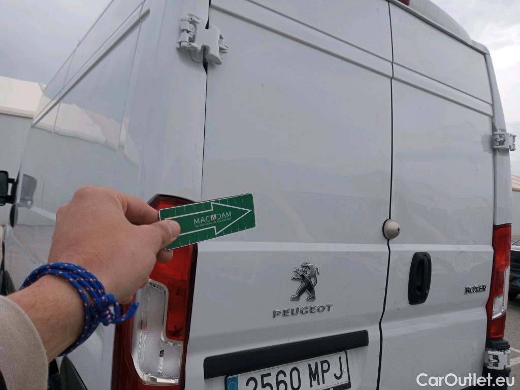  Peugeot  Boxer PEUGEOT  / 2014 / 4P / furgón 333 L2 H2 BHDI 88kW (120CV) S&S 6 V. M #44