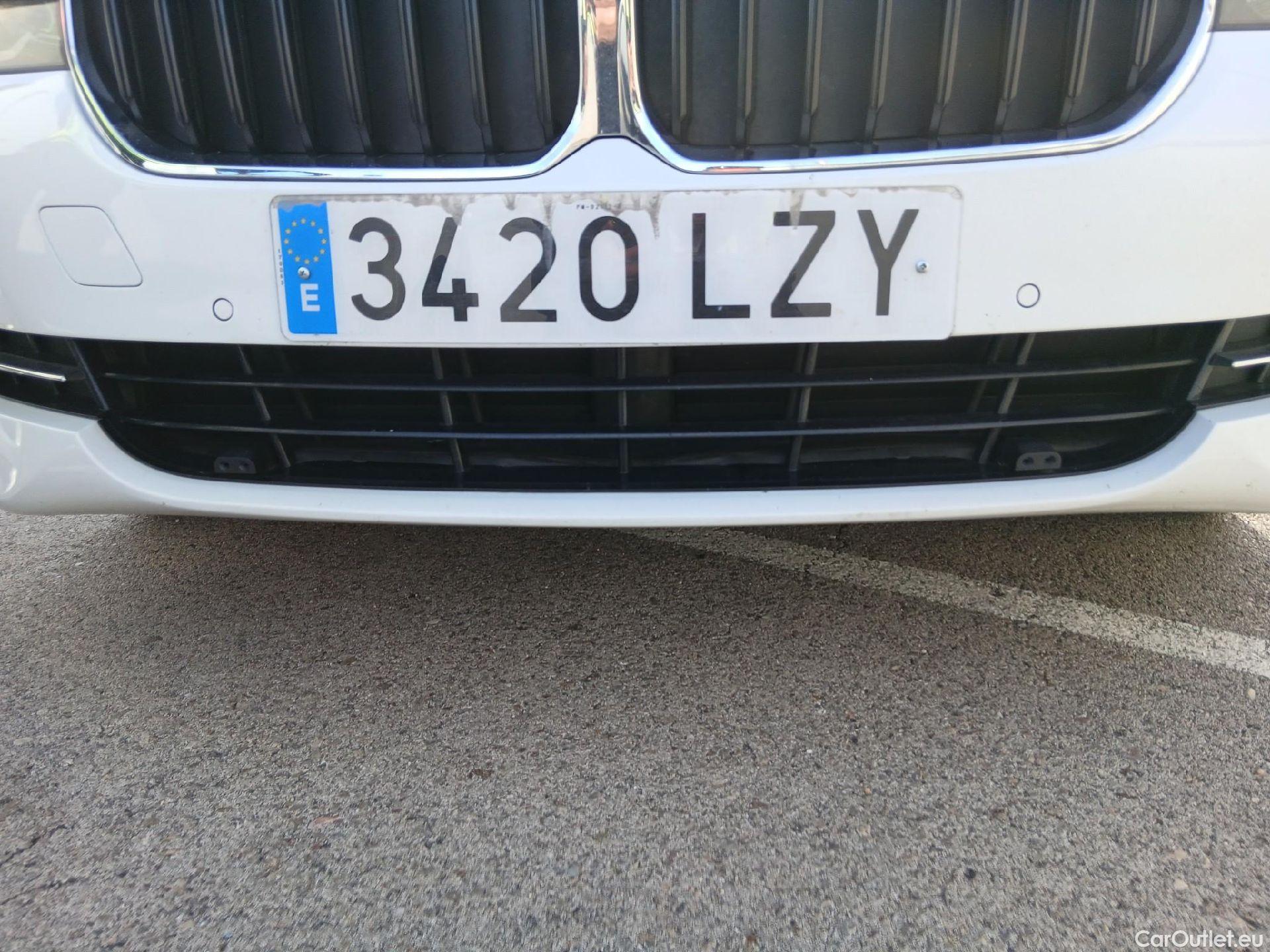  Bmw  Serie 5 BMW  / 2020 / 5P / familiar 520dA Touring #3