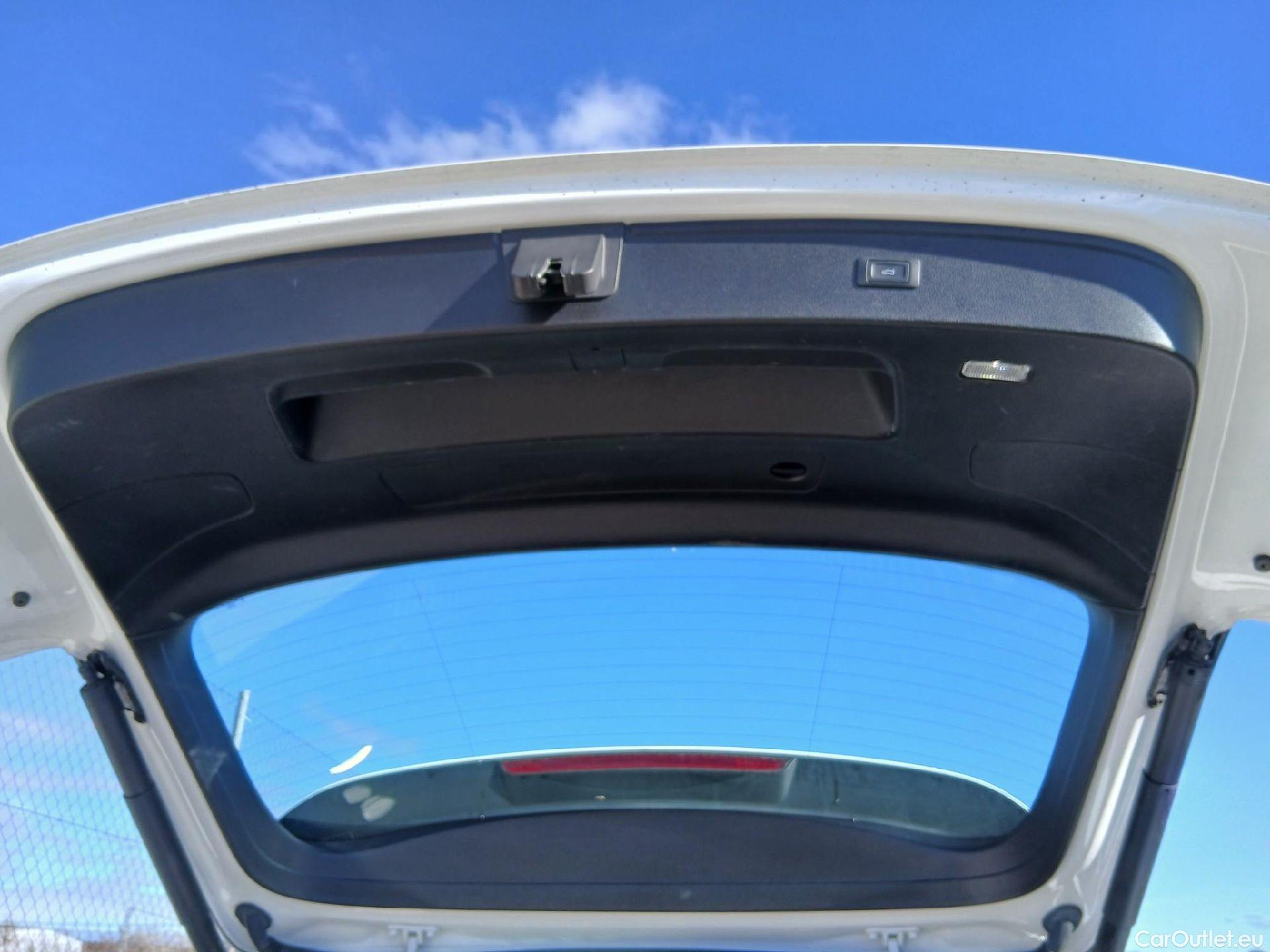  Land Rover  Discovery AUDI Q5 / 2020 / 5P / todoterreno Advanced 35 TDI 120kW S tronic #15