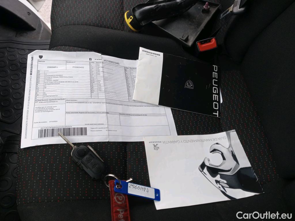  Peugeot  Boxer PEUGEOT  / 2014 / 4P / furgón 333 L2 H2 BHDI 88kW (120CV) S&S 6 V. M #28