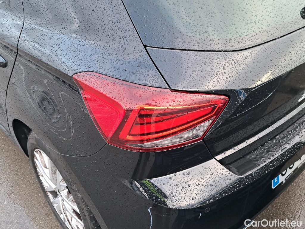  Seat  Ibiza SEAT  / 2017 / 5P / berlina con portón 1.0 TSI 81kW (110CV) FR Plus(SP) #1