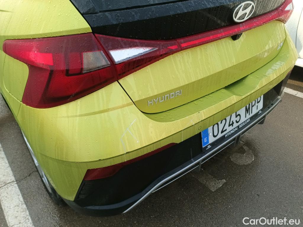  Land Rover  Discovery HYUNDAI i20 / 2023 / 5P / berlina con portón 1.2 MPI Essence #7