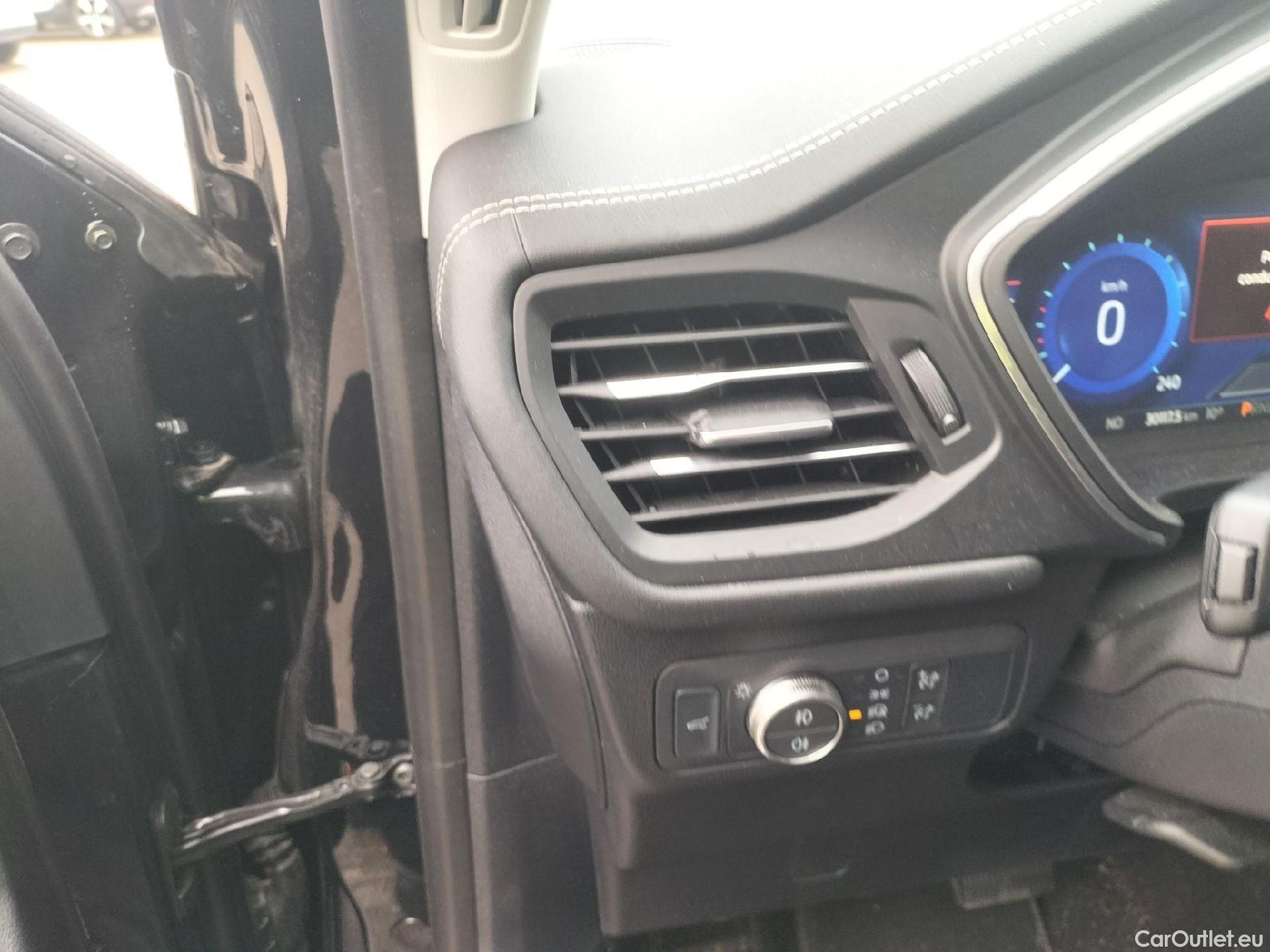  Ford  Kuga  Hybrid Vignale 2.5 190CV ATV E6d #17