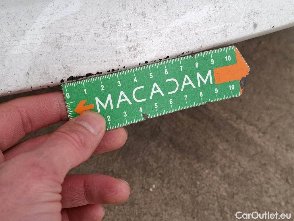  Toyota  Corolla TOYOTA  / 2018 / 5P / Berline Hybride 122h Dynamic Business Beyond Zer #37