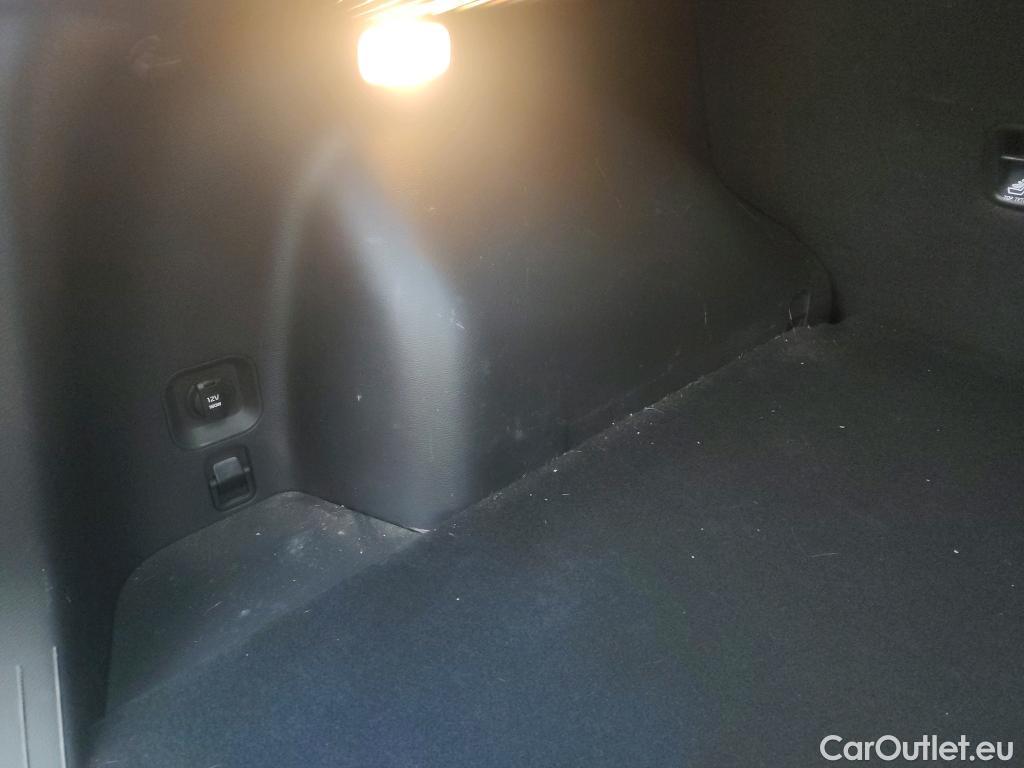  KIA  Sportage KIA  / 2022 / 5P / todoterreno 1.6 T-GDi 110kW (150CV) Concept 4x2 #17