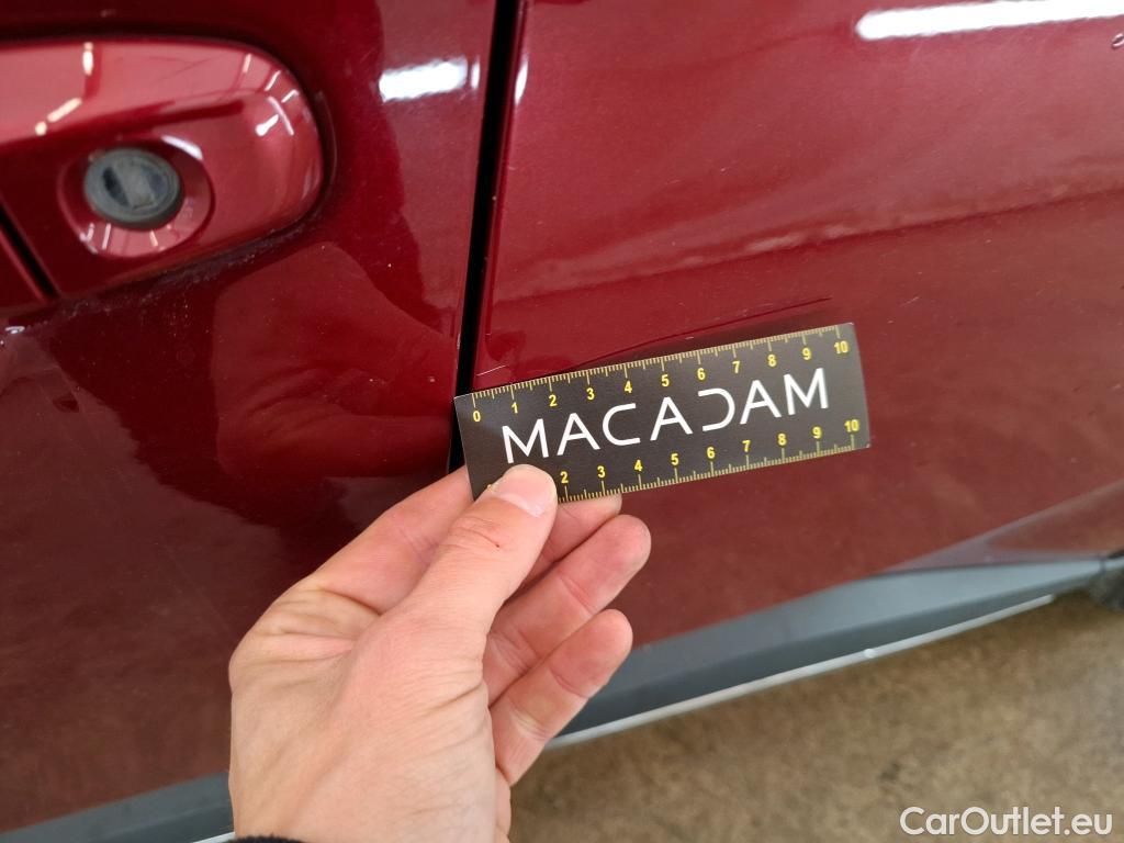  Toyota  C-HR TOYOTA  5p Berline 1.8 HYBRIDE 122 COLLECTION #28