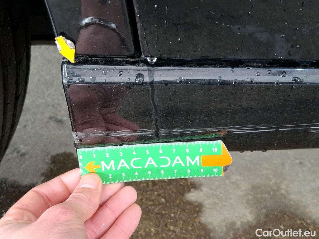  Mercedes  A-Klasse MERCEDES-BENZ Classe A Compact  2018 5P  Berline A 250 e Business Line 8GDCT #25