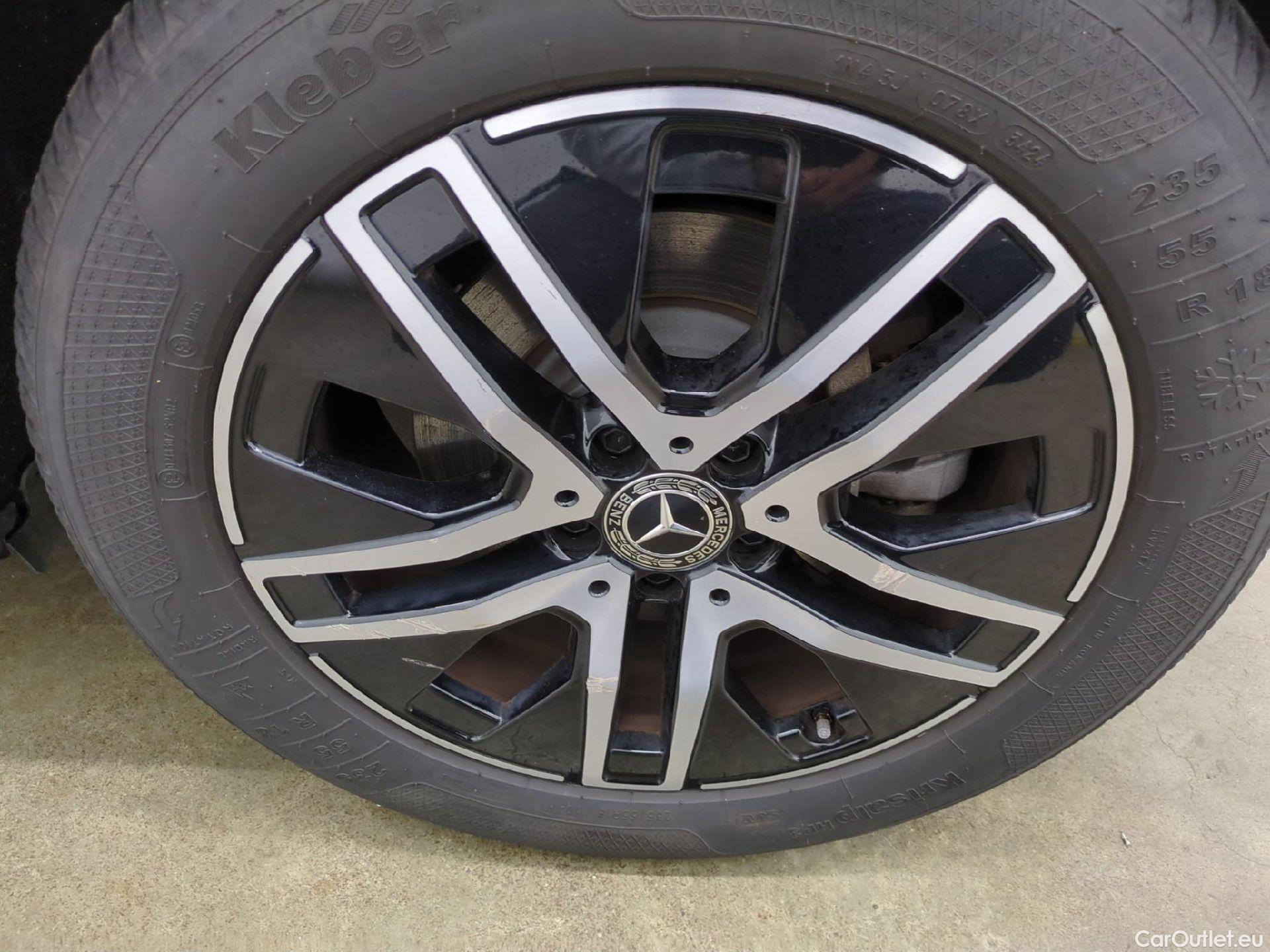  Mercedes  GLA MERCEDES-BENZ  / 2020 / 5P / SUV 1.3  250 e BUSINESS LINE DCT #10