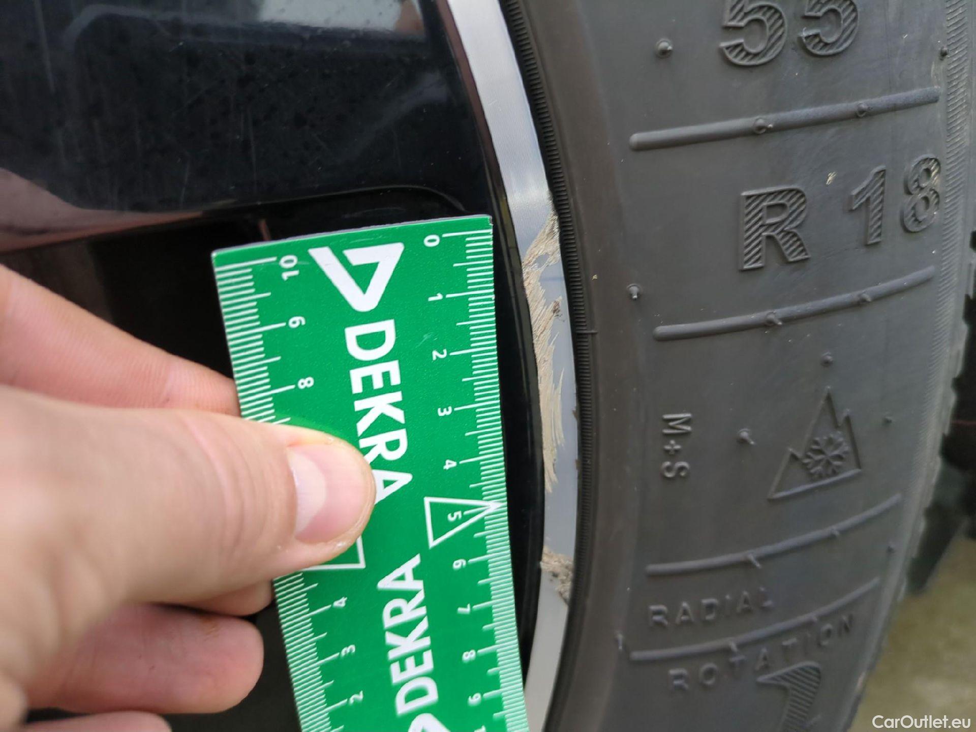  Mercedes  GLA MERCEDES-BENZ  / 2020 / 5P / SUV 1.3  250 e BUSINESS LINE DCT #14