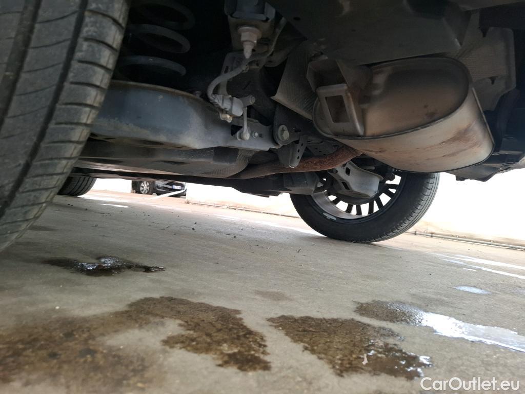  Toyota  C-HR TOYOTA  5p Berline 1.8 HYBRIDE 122 COLLECTION #15