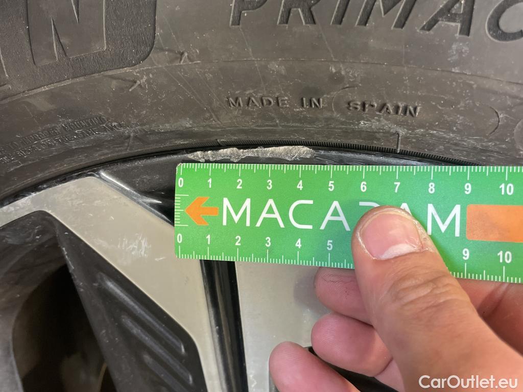  Hyundai  Tucson HYUNDAI  / 2020 / 5P / SUV 1.6 PHEV 265 HTRAC CREATIVE 4WD AUTO #4