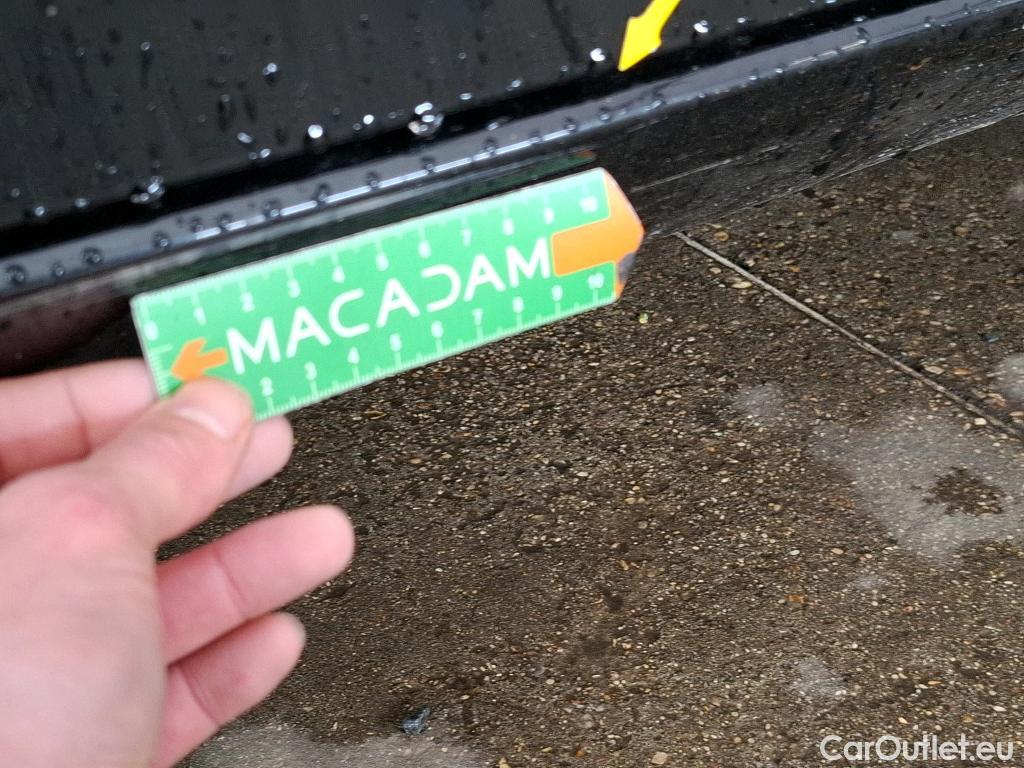  Mercedes  A-Klasse MERCEDES-BENZ Classe A Compact  2018 5P  Berline A 250 e Business Line 8GDCT #32