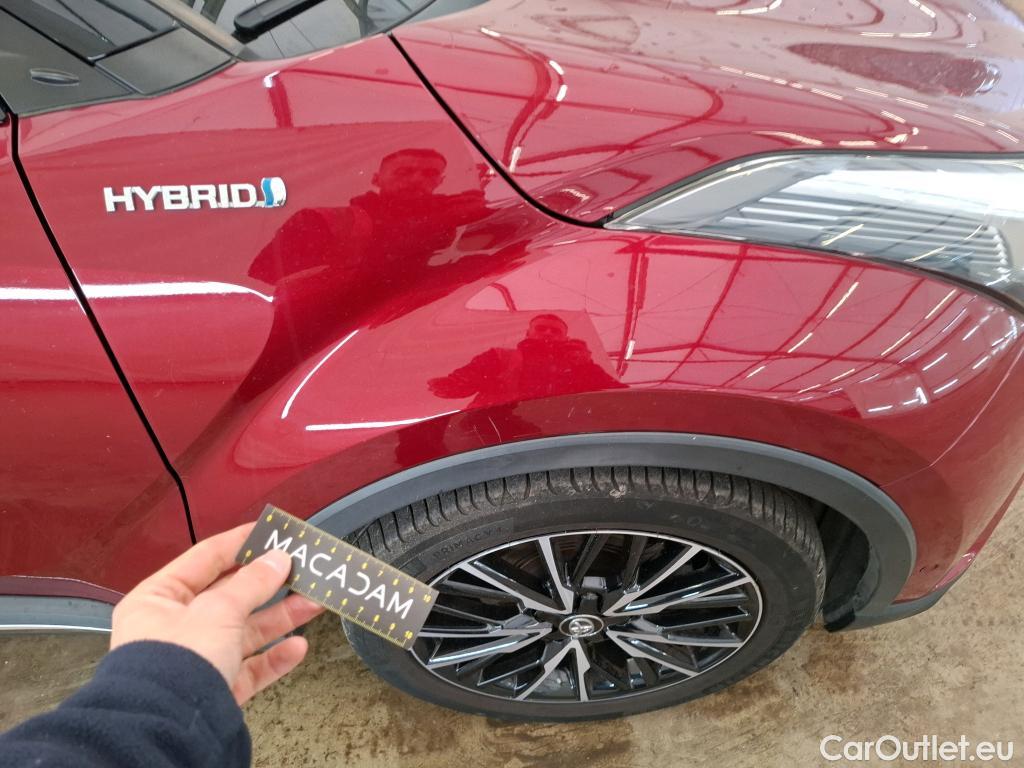  Toyota  C-HR TOYOTA  5p Berline 1.8 HYBRIDE 122 COLLECTION #33