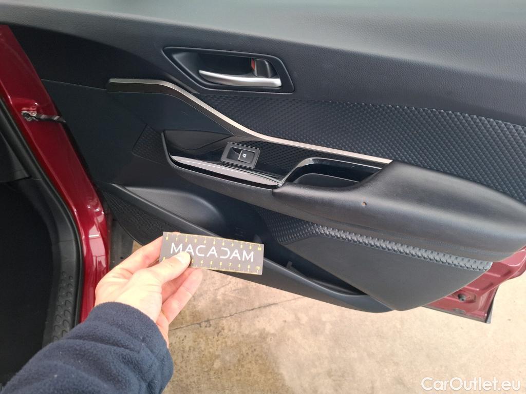  Toyota  C-HR TOYOTA  5p Berline 1.8 HYBRIDE 122 COLLECTION #10