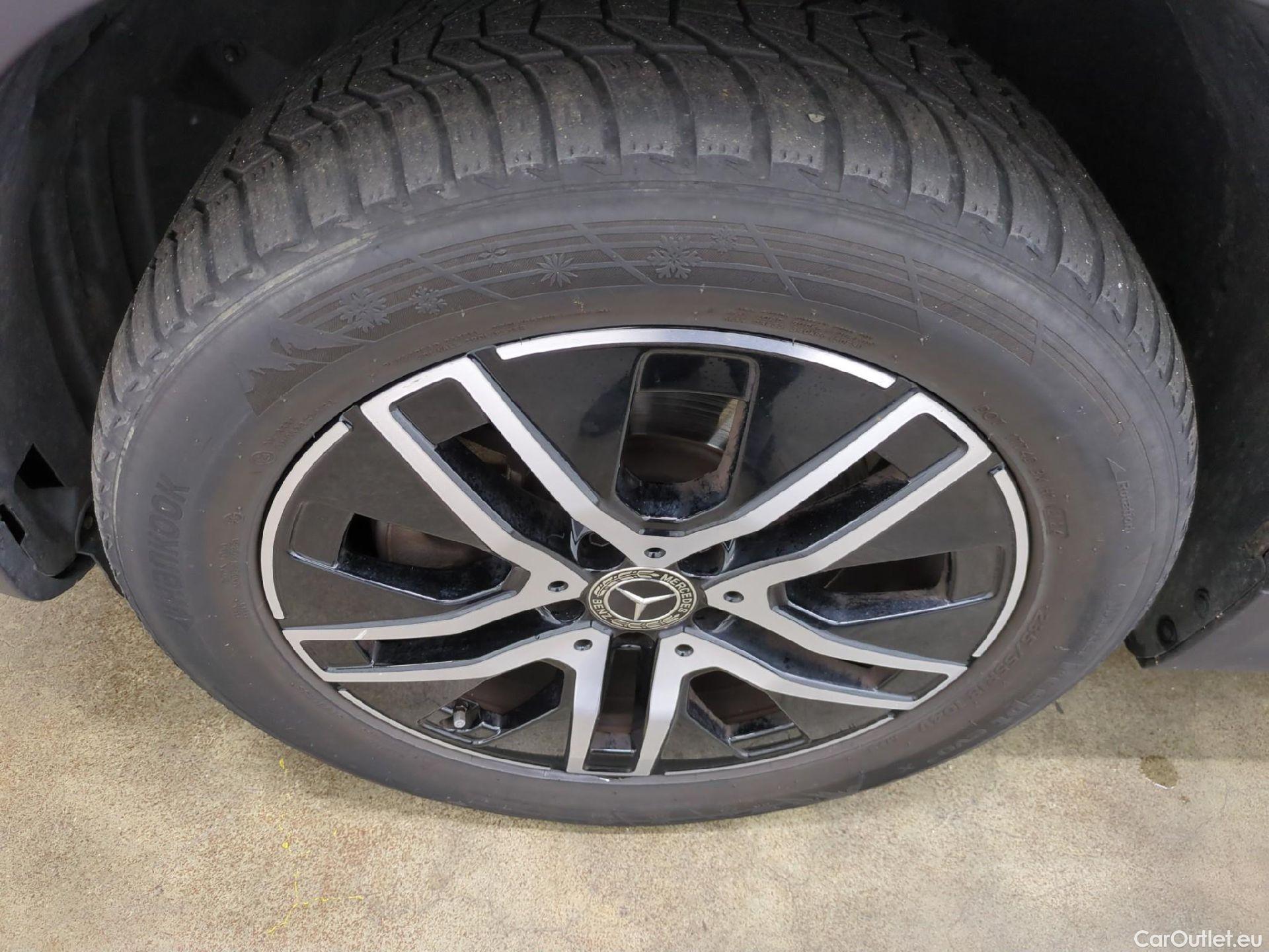  Mercedes  GLA MERCEDES-BENZ  / 2020 / 5P / SUV 1.3  250 e BUSINESS LINE DCT #5