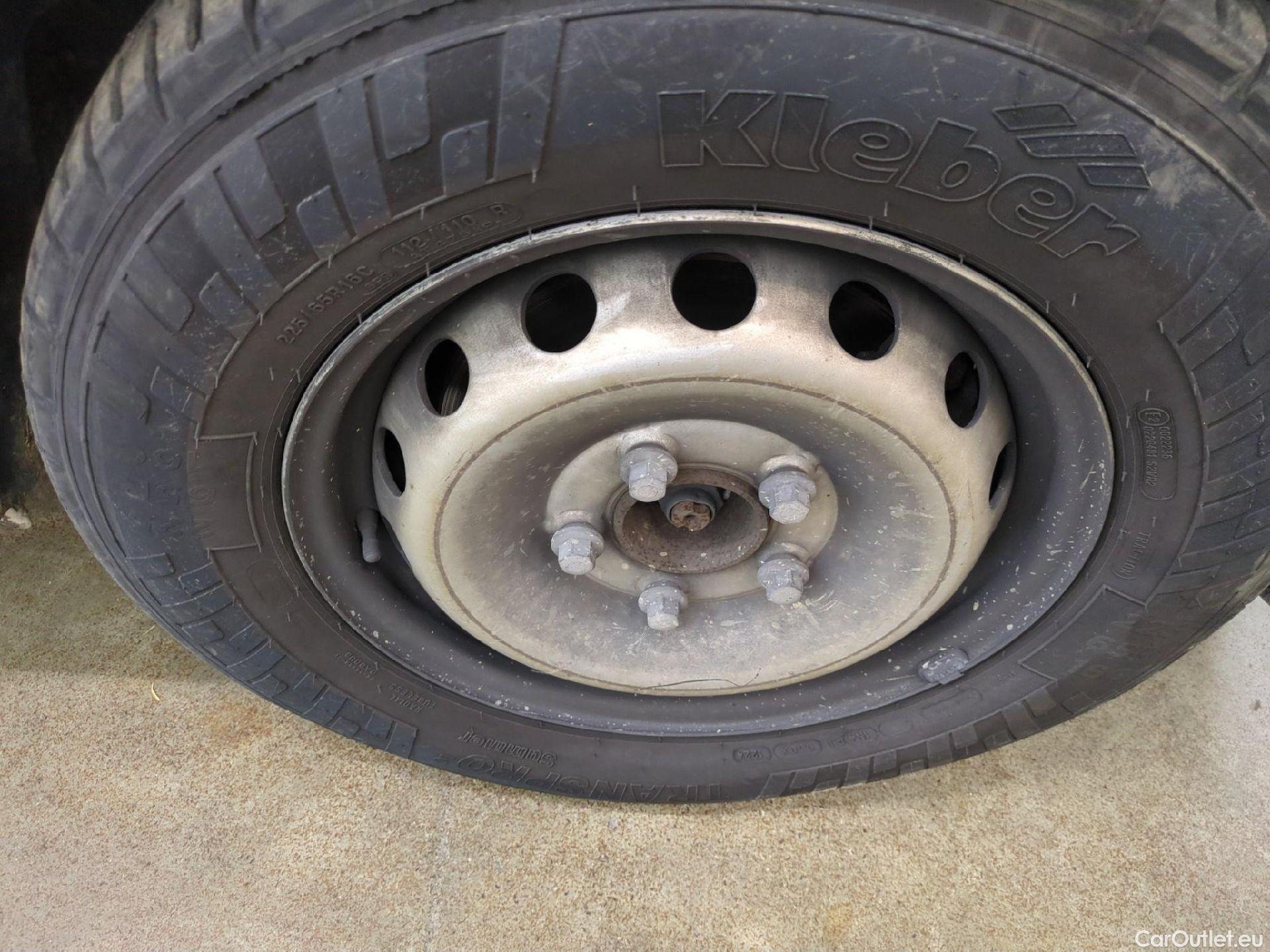  Renault  Master RENAULT  / 2019 / 4P / Fourgon tôlé CA Tr GCF F3500 L2H2 Energy dCi 180 #3