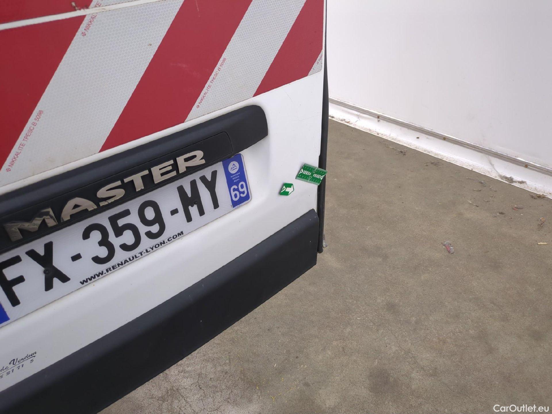  Renault  Master RENAULT  / 2019 / 4P / Fourgon tôlé CA Tr GCF F3500 L2H2 Energy dCi 180 #13