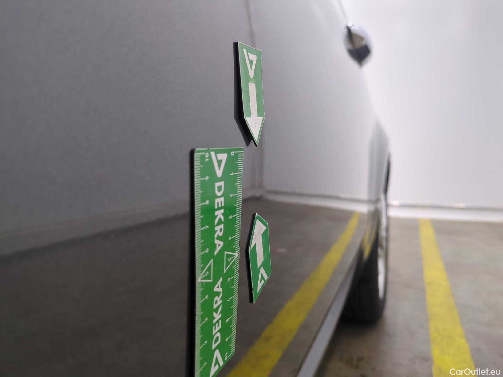  Fiat  500 FIAT C / 2015 / 2P / Cabriolet Hybrid 1.0 BSG 70 ch Dolcevita #16