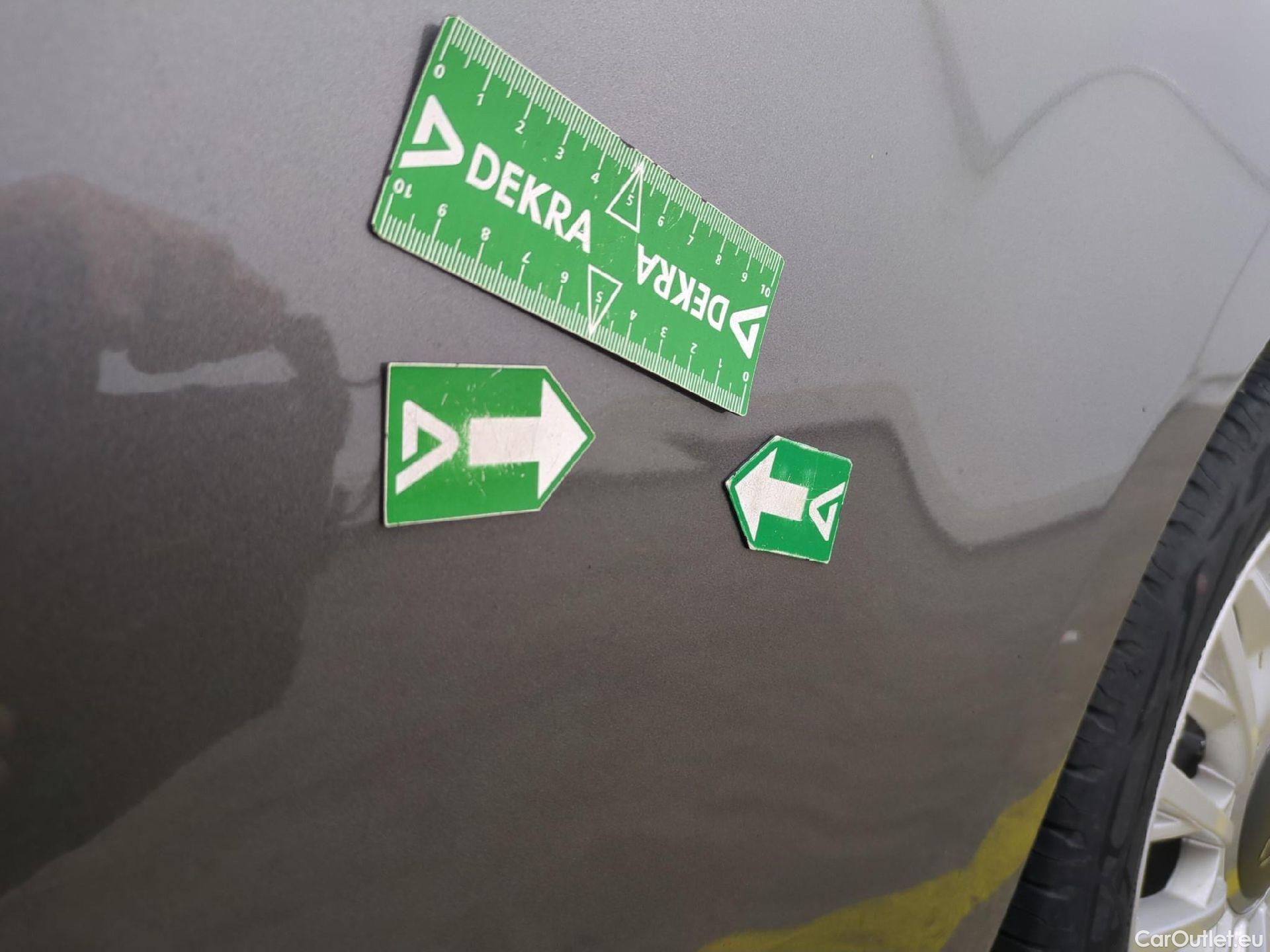  Fiat  500 FIAT C / 2015 / 2P / Cabriolet Hybrid 1.0 BSG 70 ch Dolcevita #18