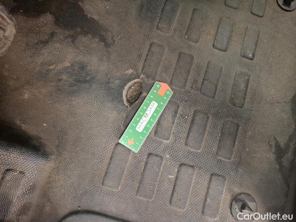  Citroen  Jumpy CITROEN  VU 4p Fourgon Taille M BlueHDi 115 S&S BVM6 Confort #32