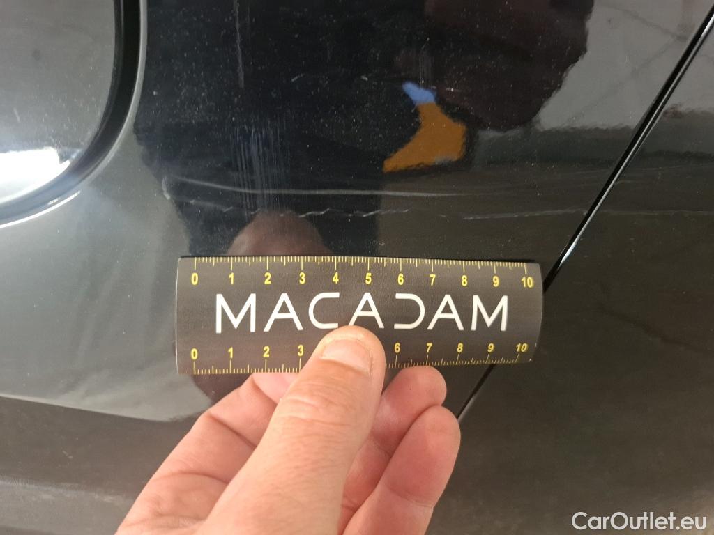  Ford  Kuga FORD   2019  5P  SUV 25 190 hybrid Flexifuel Pshift Titanium #37