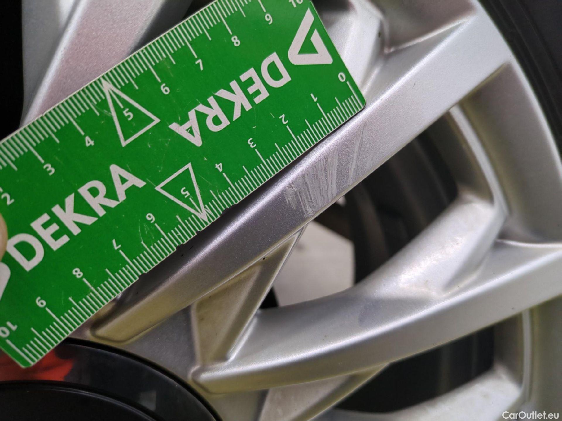  Fiat  500 FIAT C / 2015 / 2P / Cabriolet Hybrid 1.0 BSG 70 ch Dolcevita #6