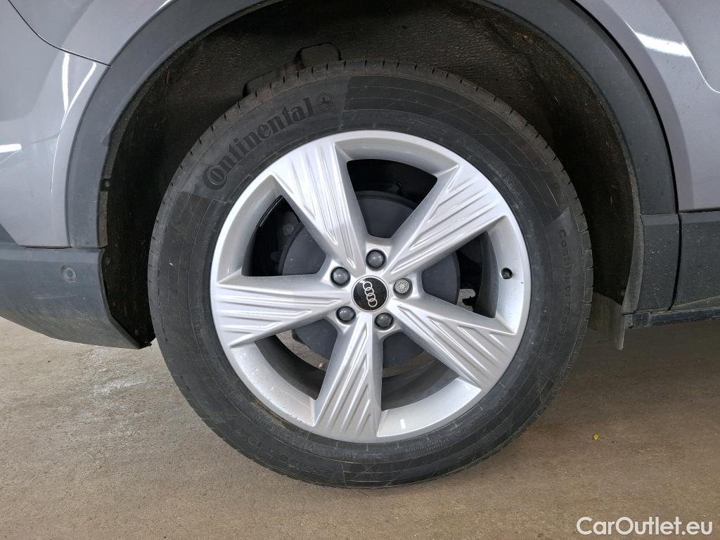  Audi  Q4 E-Tron  40 e-tron Executive 82kWh BVA #6