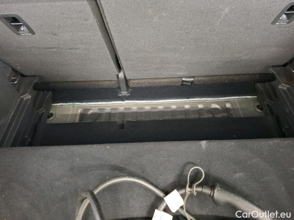  Audi  Q4 E-Tron  40 e-tron Executive 82kWh BVA #4