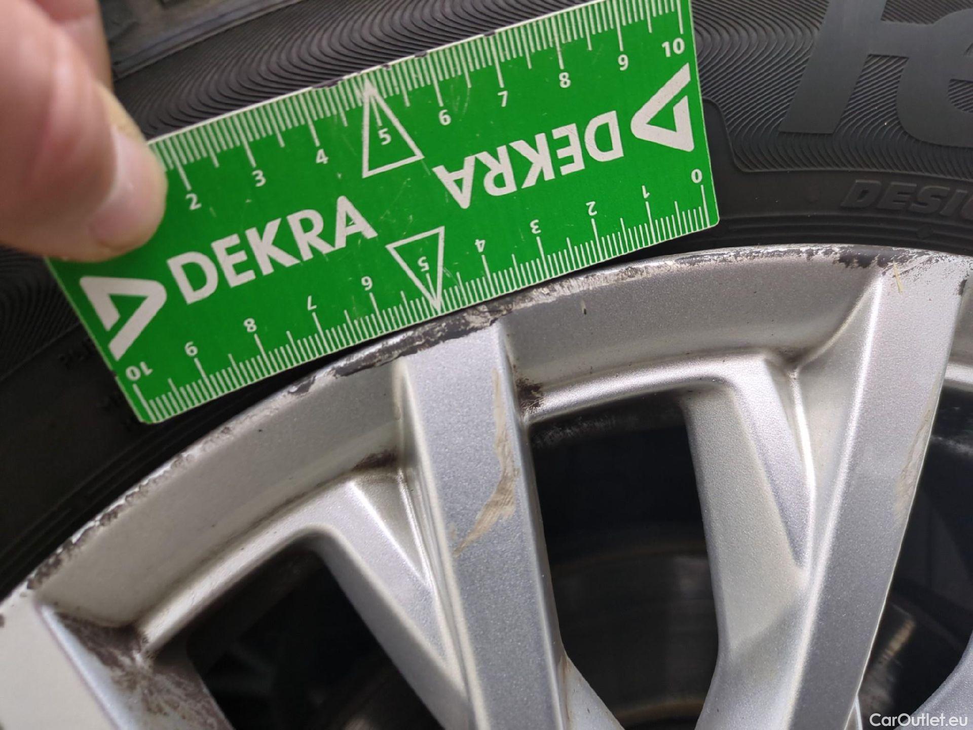  Fiat  500 FIAT C / 2015 / 2P / Cabriolet Hybrid 1.0 BSG 70 ch Dolcevita #11