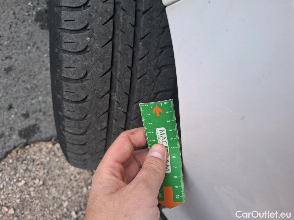  Citroen  C3  Société Live 1.2 PureTech 70CV BVM5 E6dT #4