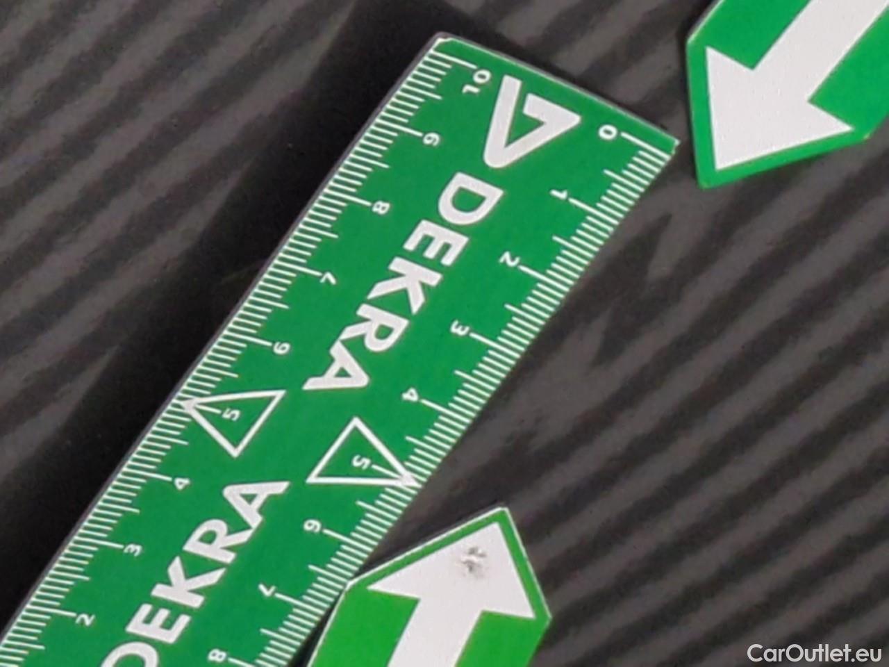  Citroen  C4 Cactus  Feel Business 1.5 BlueHDi 100CV BVM6 E6d #18