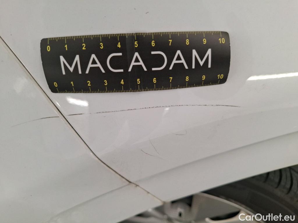  Citroen  C3  Feel Business 1.2 PureTech 80CV BVM5 E6d #3