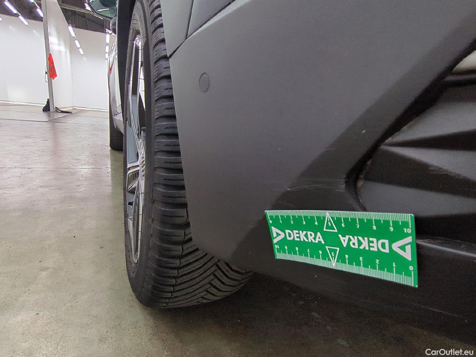  Hyundai  Tucson HYUNDAI  / 2020 / 5P / SUV 1.6 PHEV 265 HTRAC EXECUTIVE 4WD AUTO #34