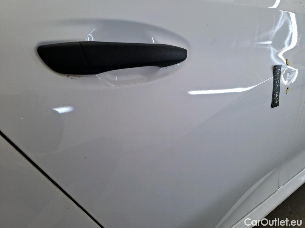  Peugeot  208  Premium 1.5 HDi 100CV BVM6 E6d #11