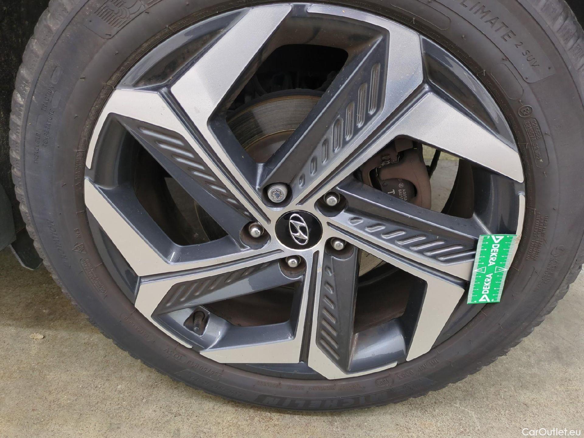  Hyundai  Tucson HYUNDAI  / 2020 / 5P / SUV 1.6 PHEV 265 HTRAC EXECUTIVE 4WD AUTO #11