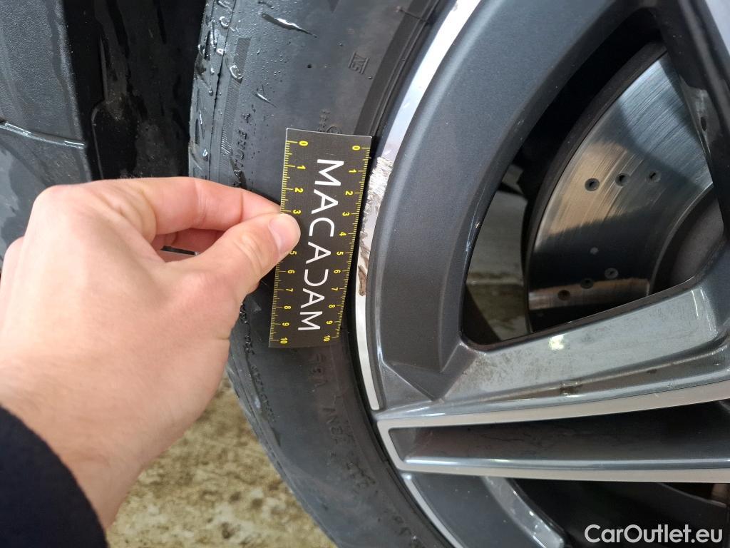  Mercedes  GLA MERCEDES-BENZ  / 2020 / 5P / SUV 2.0  250 AMG LINE 4MATIC DCT #16