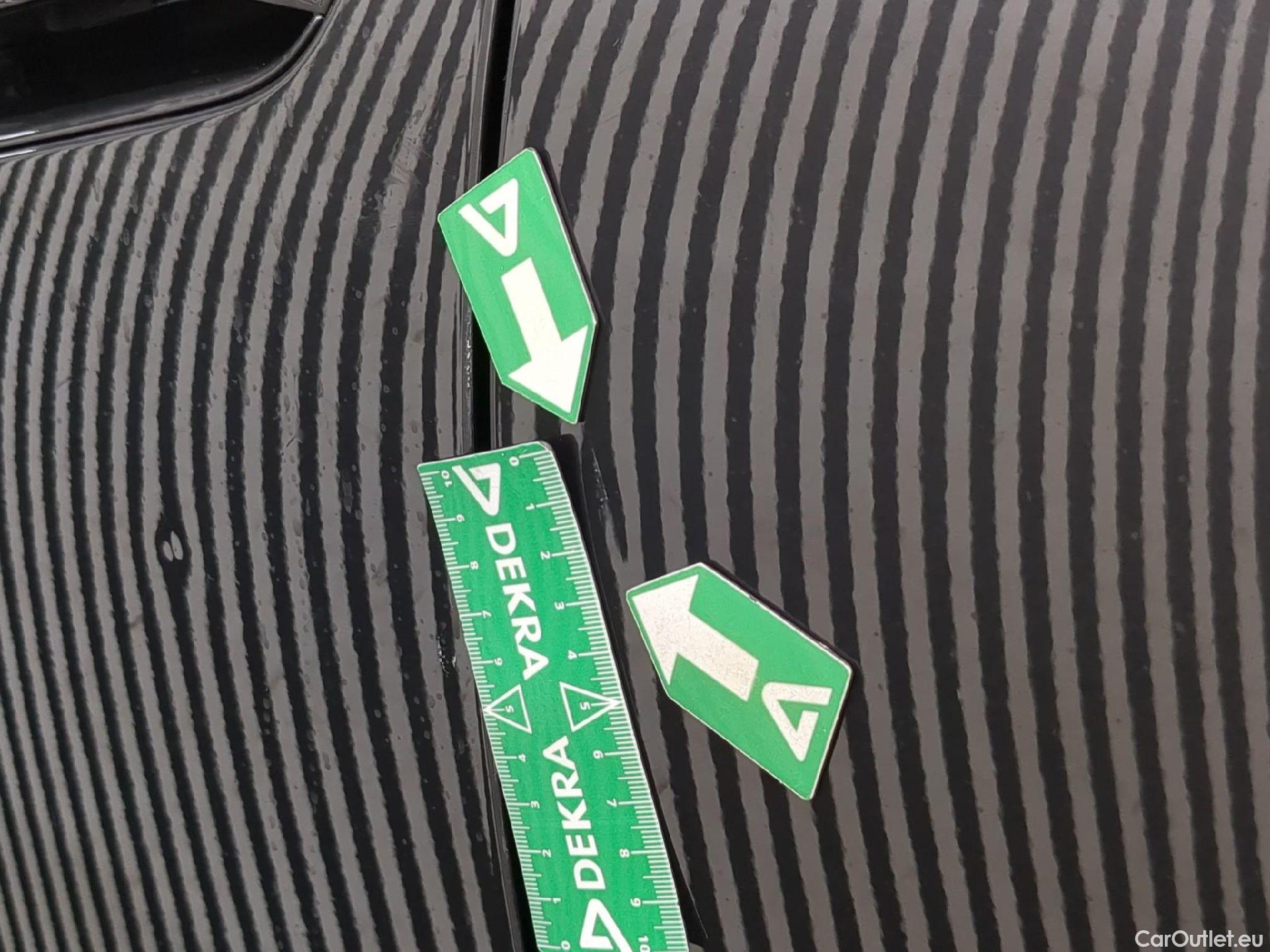  Volkswagen  ID.4  Business Pro Performance 77kWh BVA #16