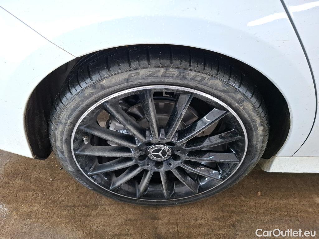  Mercedes  CLA-Klasse MERCEDES-BENZ CLA Shooting Brake / 2019 / 5P / Break CLA 200 AMG Line BA7 #12