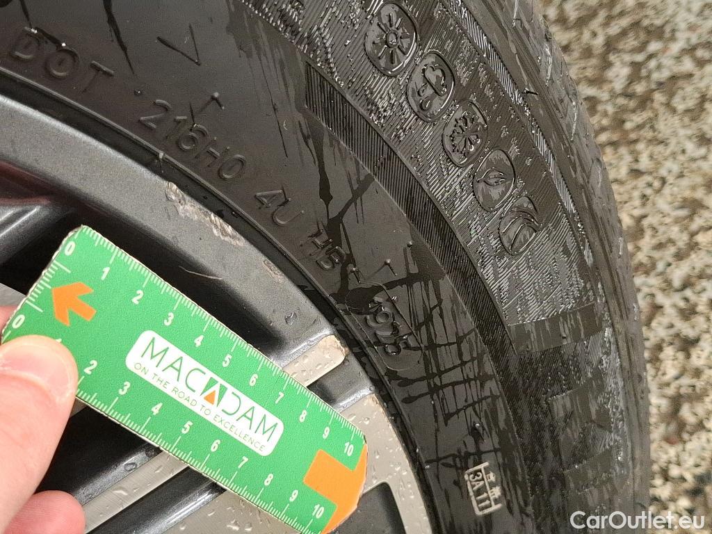  Hyundai  Tucson  Creative Hybrid 2WD 1.6 T-GDI 230CV BVA6 E6d #9