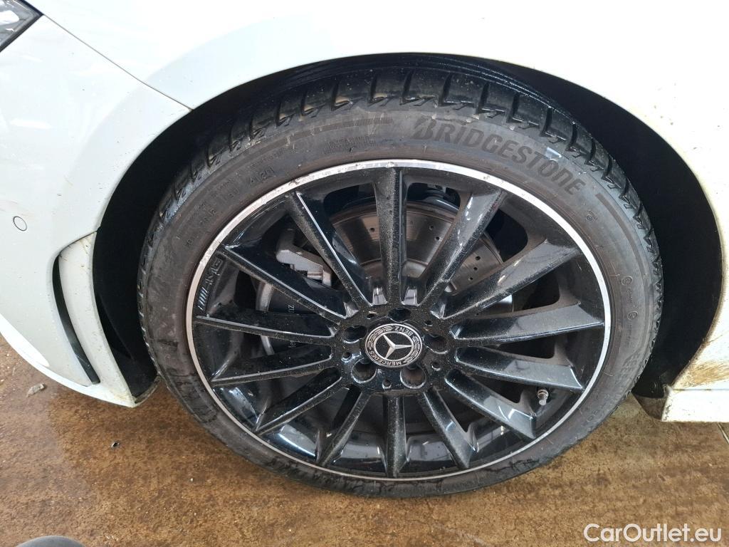  Mercedes  CLA-Klasse MERCEDES-BENZ CLA Shooting Brake / 2019 / 5P / Break CLA 200 AMG Line BA7 #2