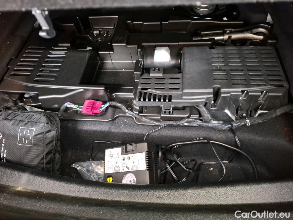  Mercedes  CLA-Klasse MERCEDES-BENZ CLA Shooting Brake / 2019 / 5P / Break CLA 200 AMG Line BA7 #33