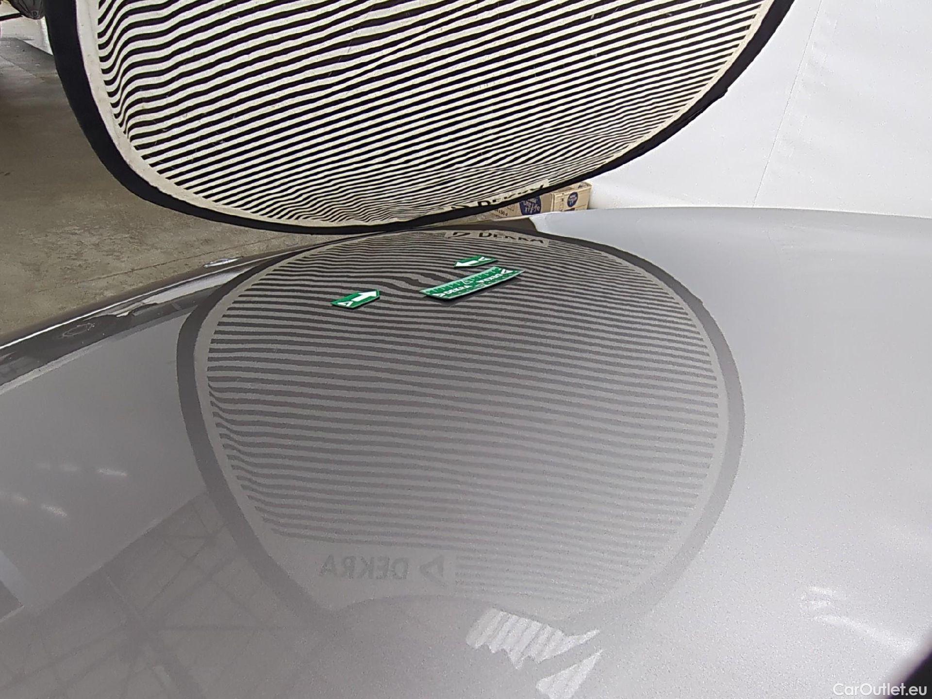  Mercedes  A-Klasse MERCEDES-BENZ Classe A Compact / 2018 / 5P / Berline A 180 Business Line #3