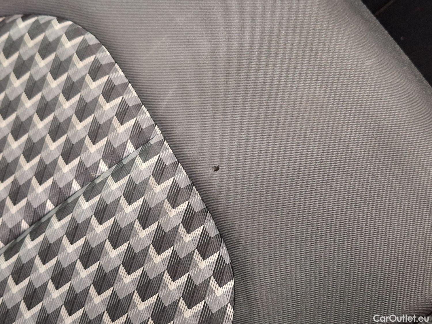  Audi  A1 Sportback Audi, A1 SB '18, Audi  1.0 25 TFSI 70kW S tronic Advanc #8