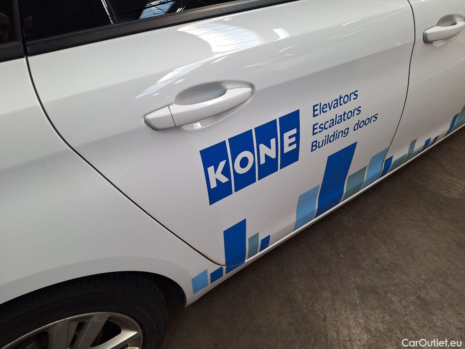  Peugeot  308 Peugeot,  SW FL'17, Peugeot  SW 1.5 BlueHDi 100 DPF S&S Active 5d #37