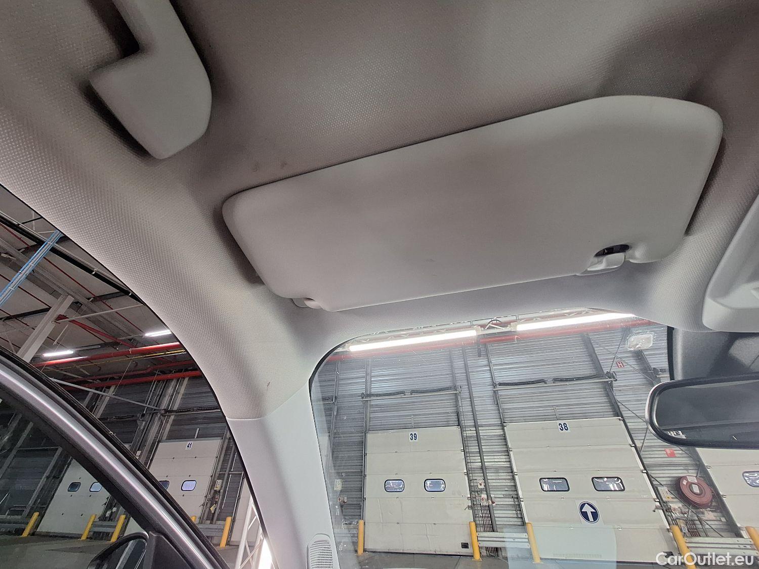  Peugeot  2008 Peugeot,  '19, Peugeot  1.5 BlueHDi 75kW S&S Active 5d #37