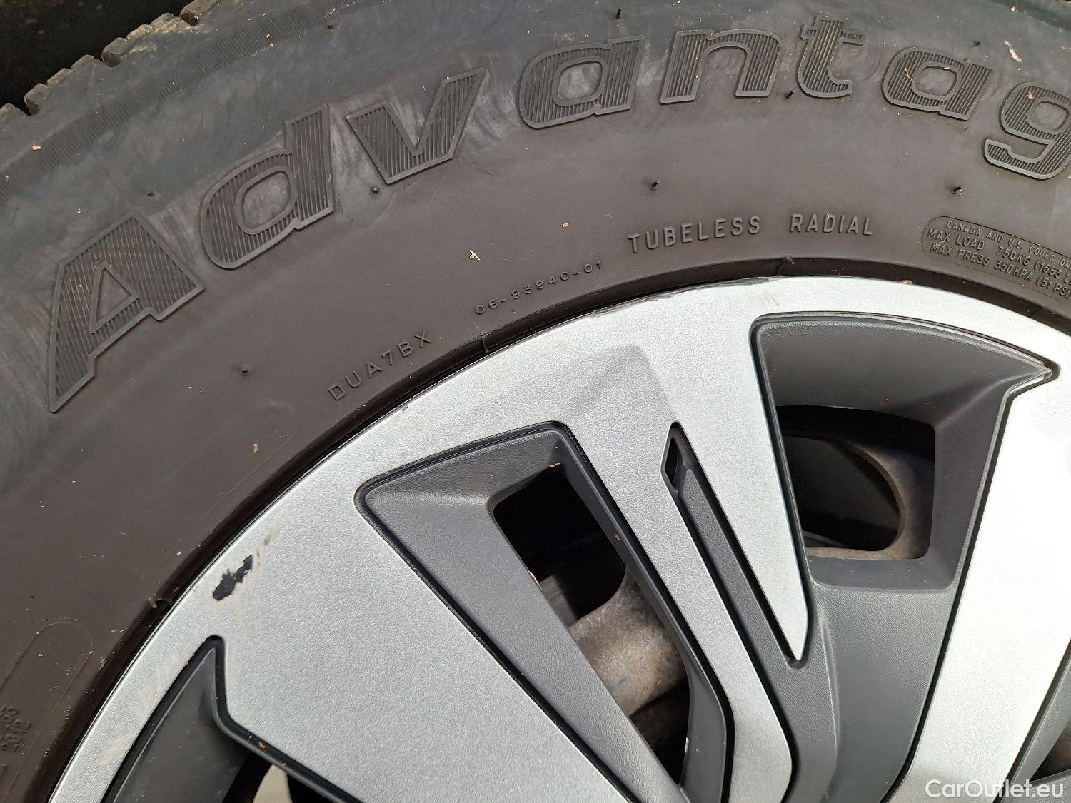  Peugeot  2008 Peugeot,  '19, Peugeot  1.5 BlueHDi 75kW S&S Active 5d #4