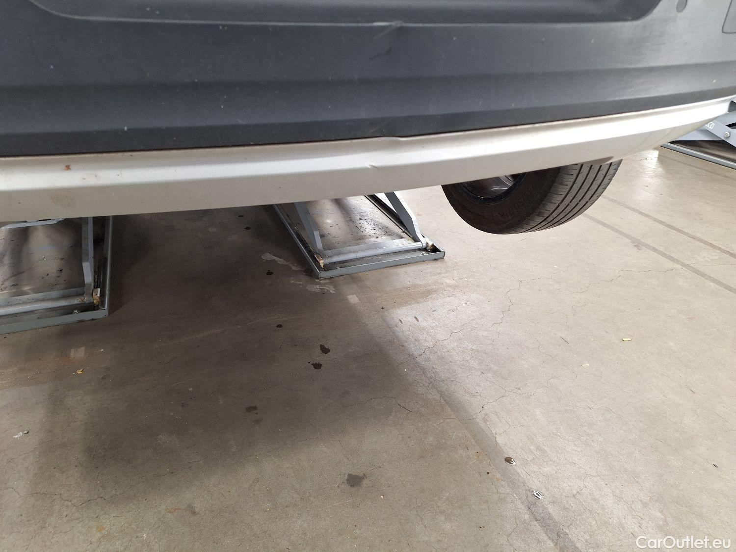  Volvo  XC 40 Volvo, XC40 '17 PHEV, Volvo XC40 T4 Recharge Geartronic Inscription 5d #19